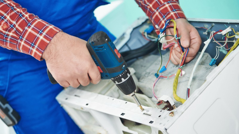 Dikili Gorenje Gorenje çamaşır makinesi kart tamiri – Su almama arızası orijinal parça ile giderildi. - Teknik servis örneği